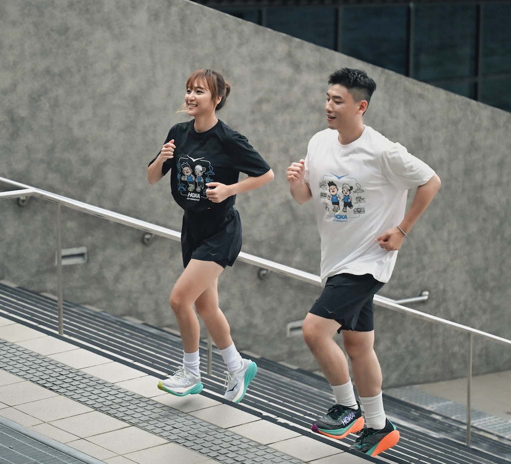 ▲HOKA攜手人氣插畫家寂寞鱷魚　推出首款台灣城市Tee，10月3日起於全台指定門市販售